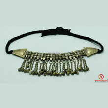 Load image into Gallery viewer, Stylish Statement Necklace with Silver Metal Beads