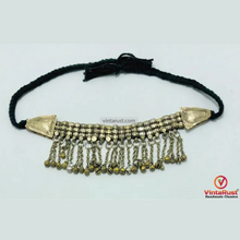 Load image into Gallery viewer, Stylish Statement Necklace with Silver Metal Beads
