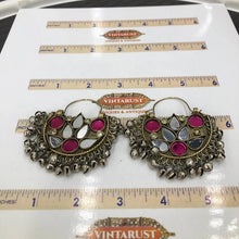 Load image into Gallery viewer, Pink and White Glass Stone Kuchi Earrings