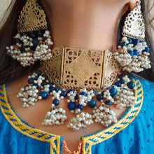Load image into Gallery viewer, Amulet Cum Blue Beads Choker Necklace With Earrings