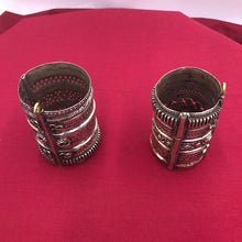 Load image into Gallery viewer, Antique Big Tribal Handcuff With Glass Stones