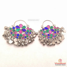 Load image into Gallery viewer, Antique Glass Stones Kuchi Earrings