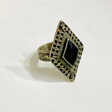 Load image into Gallery viewer, Antique Handmade Black Stone Ring