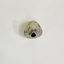 Load image into Gallery viewer, Artisan Handmade Unique Design Stone Ring