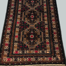 Load image into Gallery viewer, Authentic Oriental Handmade Rug