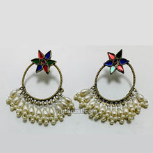 Load image into Gallery viewer, Big Round Hoop Earrings With Pearls