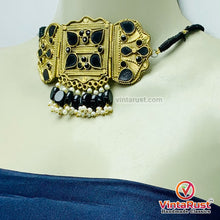 Load image into Gallery viewer, Black Amulet Choker Necklace With Earrings