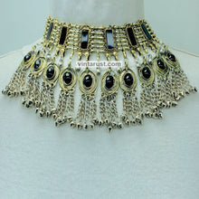 Load image into Gallery viewer, Black Glass Stones Gypsy Choker Necklace