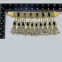 Load image into Gallery viewer, Black Glass Stones Gypsy Choker Necklace