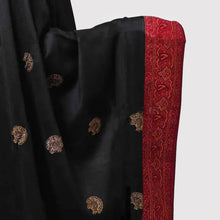 Load image into Gallery viewer, Black Kashmiri Style Jacquard Pattern Shawl