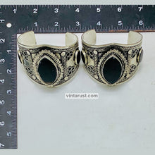 Load image into Gallery viewer, Black Stone Adjustable Handmade Cuff Bracelet