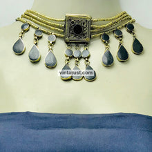 Load image into Gallery viewer, Black Tribal Stone Choker Necklace