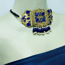 Load image into Gallery viewer, Blue Statement Choker Necklace With Earrings