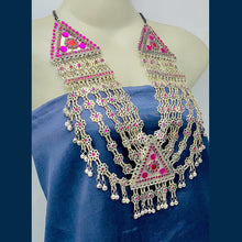 Load image into Gallery viewer, Bohemian Multilayers Necklace With Pink Glass Stones