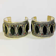 Load image into Gallery viewer, Boho Stone Handcuff With Turquoise and Coral Beads