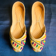 Load image into Gallery viewer, Casual Exquisite Handmade Women Flat Shoes