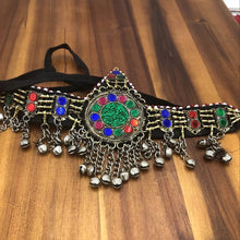 Load image into Gallery viewer, Ethnic Kuchi Bells Matha Patti Head Piece