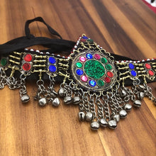Load image into Gallery viewer, Ethnic Kuchi Bells Matha Patti Head Piece