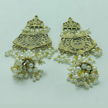 Load image into Gallery viewer, Golden Dangle Earrings With Small Pearls