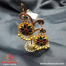 Load image into Gallery viewer, Golden Dangle Massive Earrings