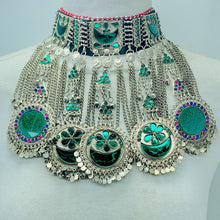 Load image into Gallery viewer, Green Kuchi Tribal Big Choker Necklace