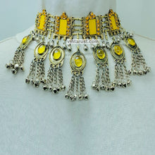 Load image into Gallery viewer, Gypsy Style Yellow Stones Statement Choker Necklace