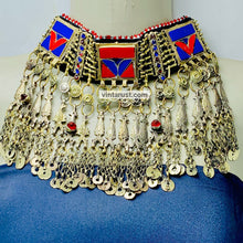 Load image into Gallery viewer, Handcrafted Choker Necklace With Motifs and Tassels