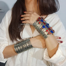Load image into Gallery viewer, Ethnic Vintage Boho Style Handcuff Bracelet
