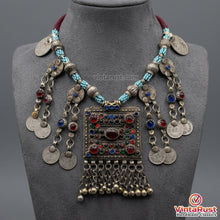 Load image into Gallery viewer, Handmade Beaded Chain Necklace With Tassels