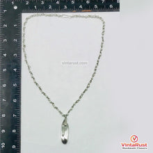 Load image into Gallery viewer, Handmade Clear Quartz Pendant Necklace