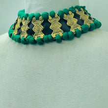 Load image into Gallery viewer, Handmade Green Vintage Choker Necklace