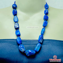 Load image into Gallery viewer, Handmade Lapis Lazuli Gemstone Necklace