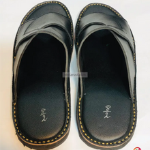 Load image into Gallery viewer, Men’s Black Leather Handmade Peshawari Chappal