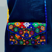 Load image into Gallery viewer, Handmade Multicolor Cross Bag