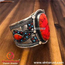 Load image into Gallery viewer, Handmade Stones Bracelet With Turquoise and Red Beads
