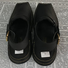 Load image into Gallery viewer, Handmade Traditional Men's Leather Casual Sandals