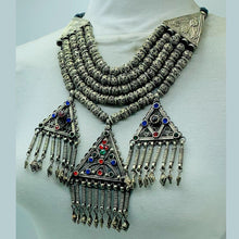 Load image into Gallery viewer, Handmade Tribal Tuareg Necklace With Beads
