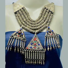 Load image into Gallery viewer, Handmade Tribal Tuareg Necklace With Beads