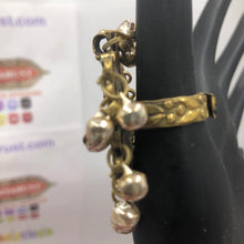 Load image into Gallery viewer, Multicolor Glass Stones Kuchi Statement Ring