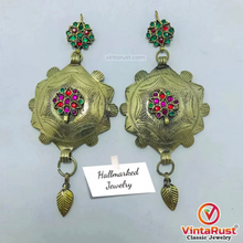 Load image into Gallery viewer, Vintage Massive Tribal Golden Tone Dangle Earrings