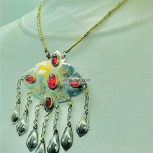Load image into Gallery viewer, Vintage Turkmen Dangling Pendant Necklace