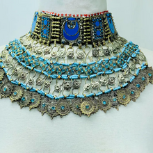 Load image into Gallery viewer, Turquoise Glass Stones Choker Necklace