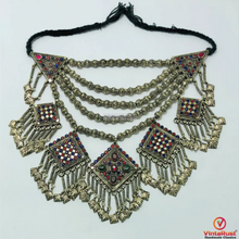 Load image into Gallery viewer, Vintage Kashmiri Beaded Necklace With Pendants