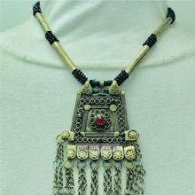 Load image into Gallery viewer, Nomadic Afghan Big Pendant Necklace With Beaded Chain