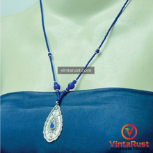 Load image into Gallery viewer, Vintage Lapis Lazuli Minimalist Pendant Necklace