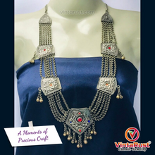 Load image into Gallery viewer, Handmade Antique Bib Necklace With Pendant