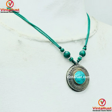 Load image into Gallery viewer, Turquoise Beaded Light Weight Pendant Necklace