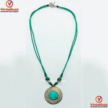 Load image into Gallery viewer, Turquoise Beaded Light Weight Pendant Necklace