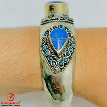 Load image into Gallery viewer, Tribal Coral Stones Cuff Bracelet with Beads