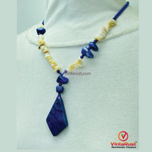 Load image into Gallery viewer, Lapis Lazuli Beaded Necklace With Pendant